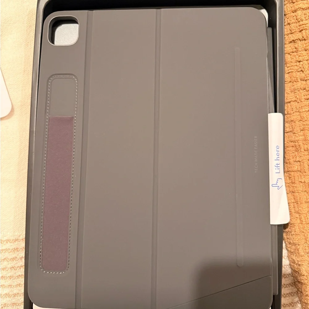 ESR Gray Keyboard Case for Tablets